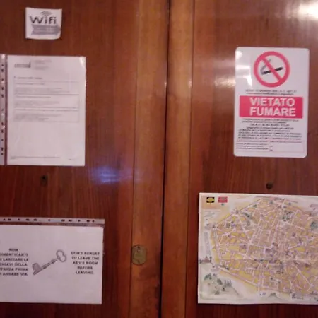 Bed & Breakfast‎ Asinelli Bed & Breakfast