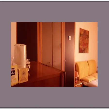 Bed & Breakfast‎ Asinelli Bed and Breakfast