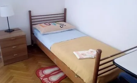 Bed & Breakfast‎ Asinelli
