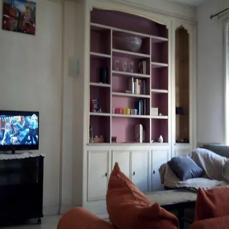 Bed & Breakfast Bed & Breakfast‎ Asinelli 3*