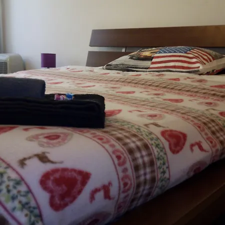 Bed & Breakfast‎ Asinelli