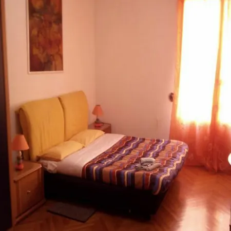 Bed & Breakfast‎ Asinelli Bed & Breakfast 3*