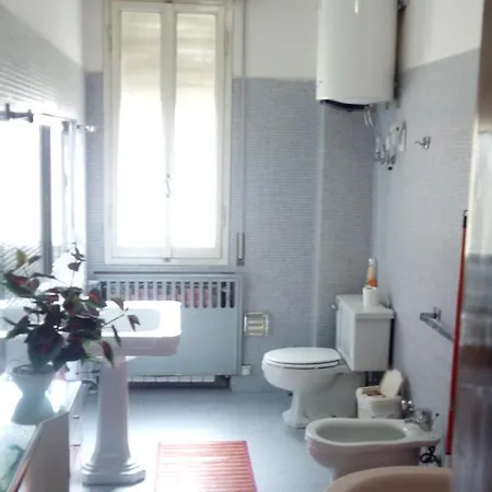 Couette-café Bed & Breakfast‎ Asinelli 3*