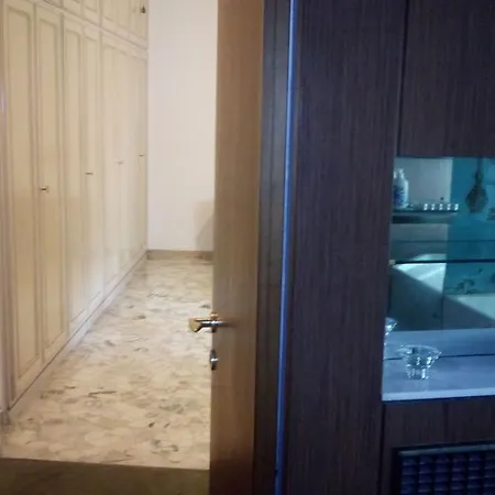 Bed & Breakfast‎ Asinelli Couette-café